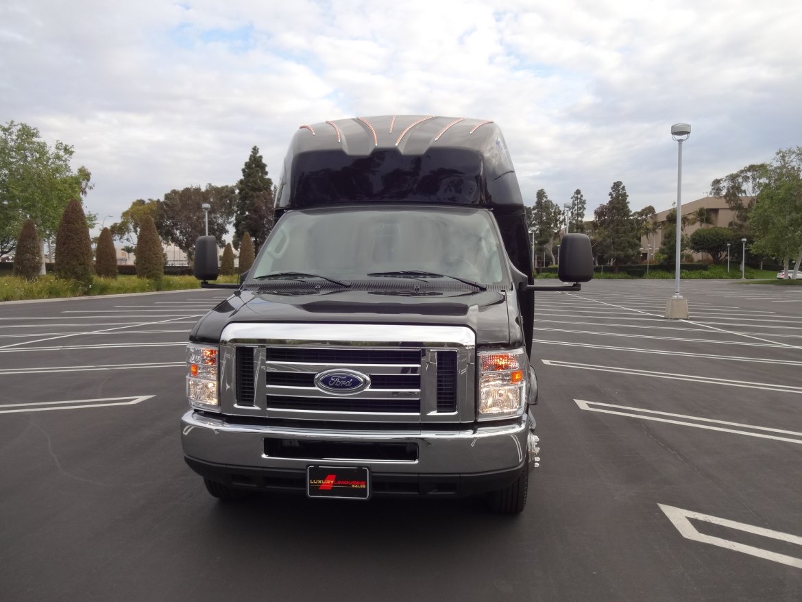 Limo Bus for Sale in IRVINE, CA - Photo 9