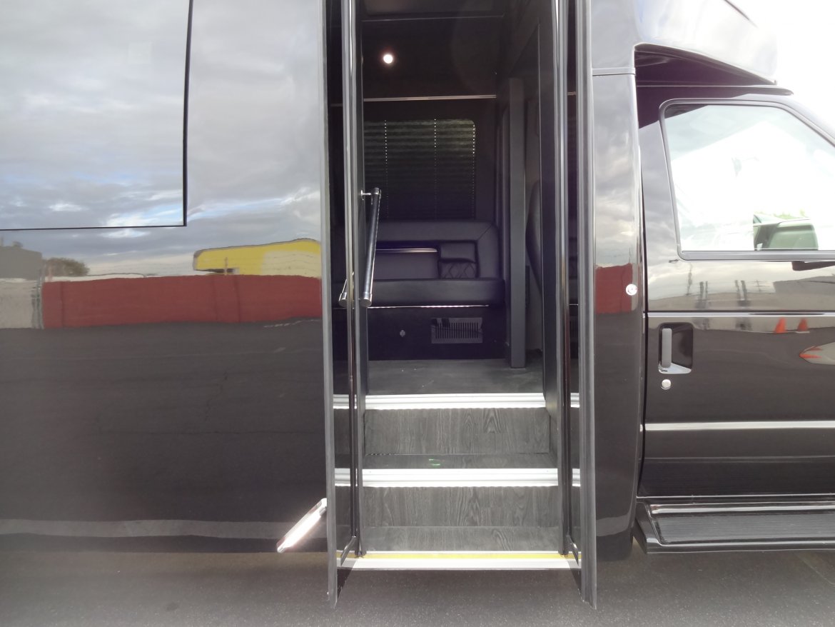 Limo Bus for Sale in IRVINE, CA - Photo 11