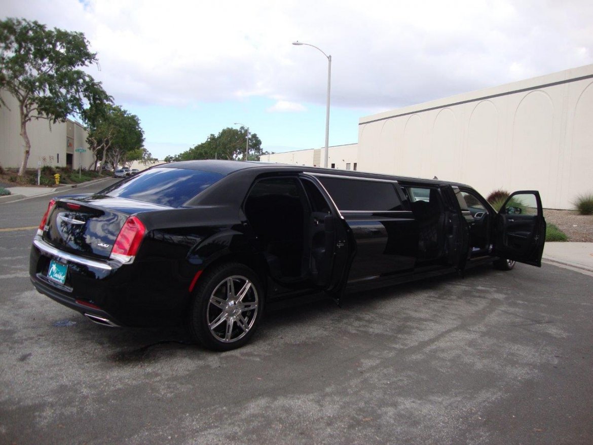 Limousine for Sale in Carson, CA - Photo 7