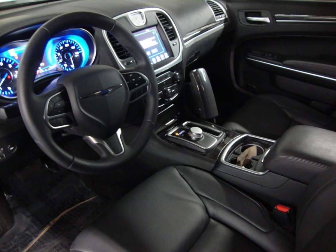 Limousine for Sale in Carson, CA - Photo 11