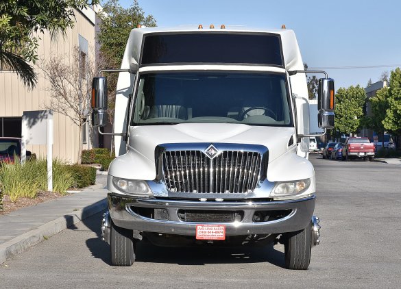 2008 International Shuttle KK38 Shuttle Bus for Sale in Fontana, CA - Photo 3