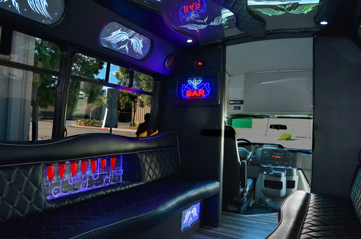 Limo Bus for Sale in Fontana, CA - Photo 11