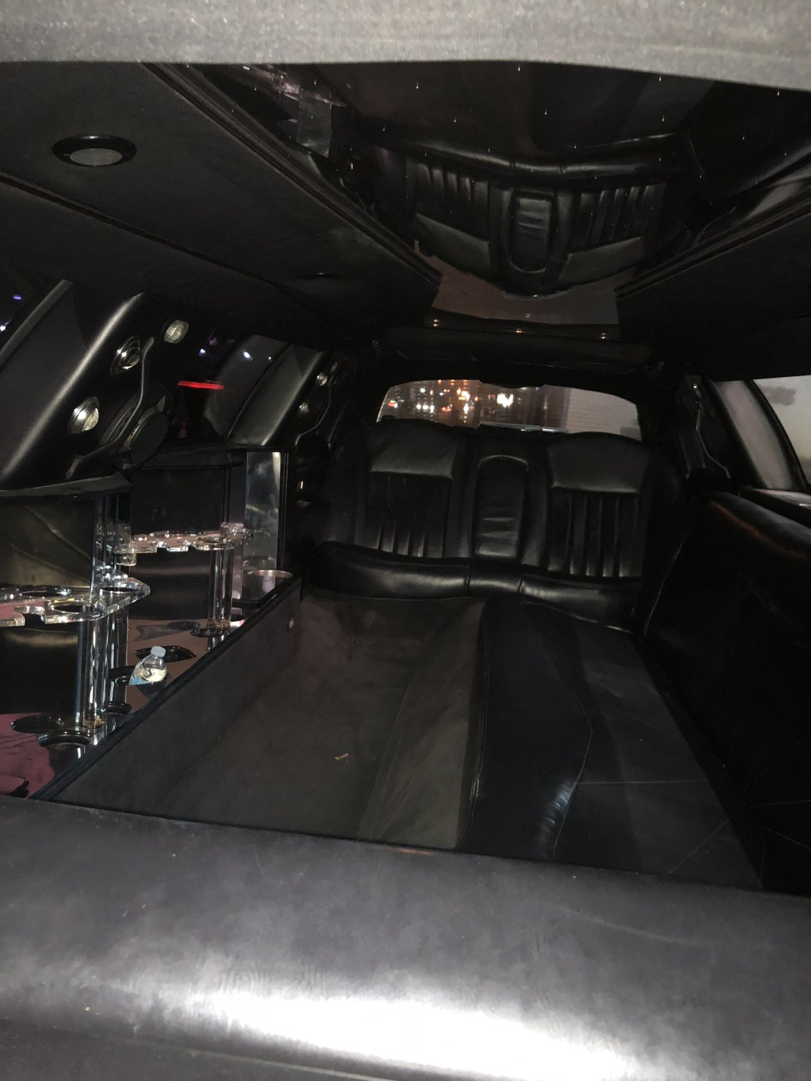 Limousine for sale: 2005 Lincoln Stretch Town Car by Unknown