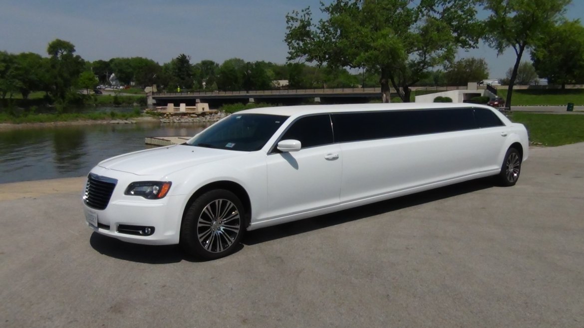 Limousine for sale: 2013 Chrysler 300s 140&quot; by Limos By Moonlight