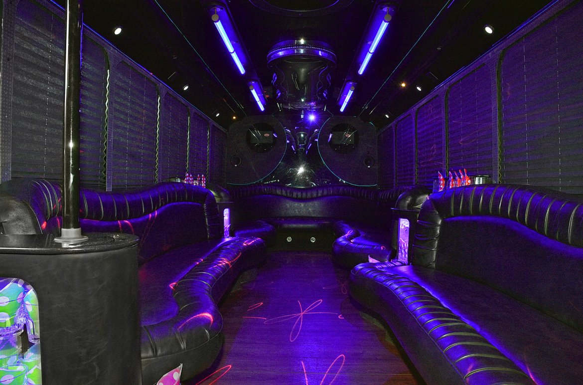 Limo Bus for Sale in Fontana, CA - Photo 13