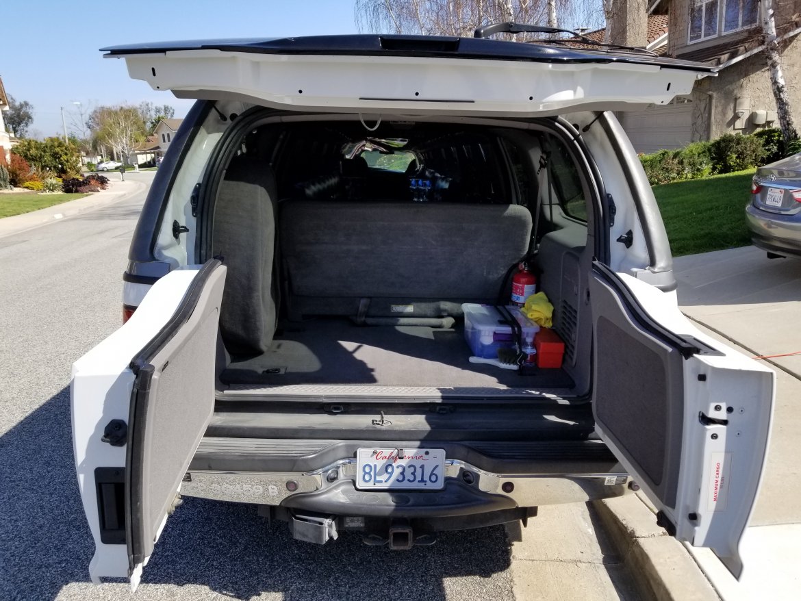 SUV Stretch for Sale in Thousand Oaks, CA - Photo 26