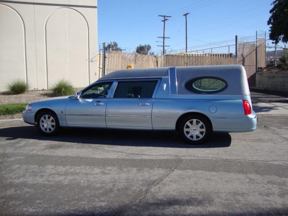 2007 Lincoln TownCar Funeral for Sale in Carson, CA - Photo 2