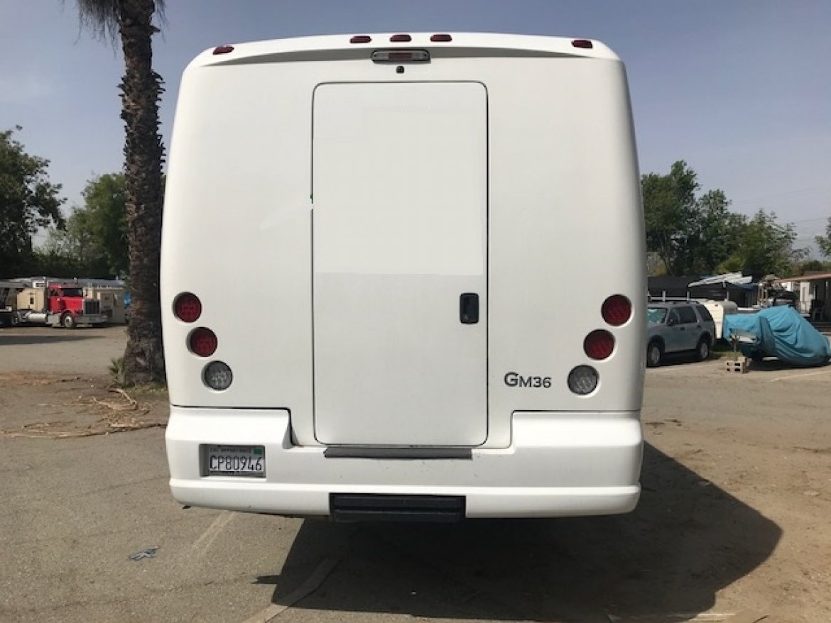 Executive Shuttle for Sale in Riverside, CA - Photo 3