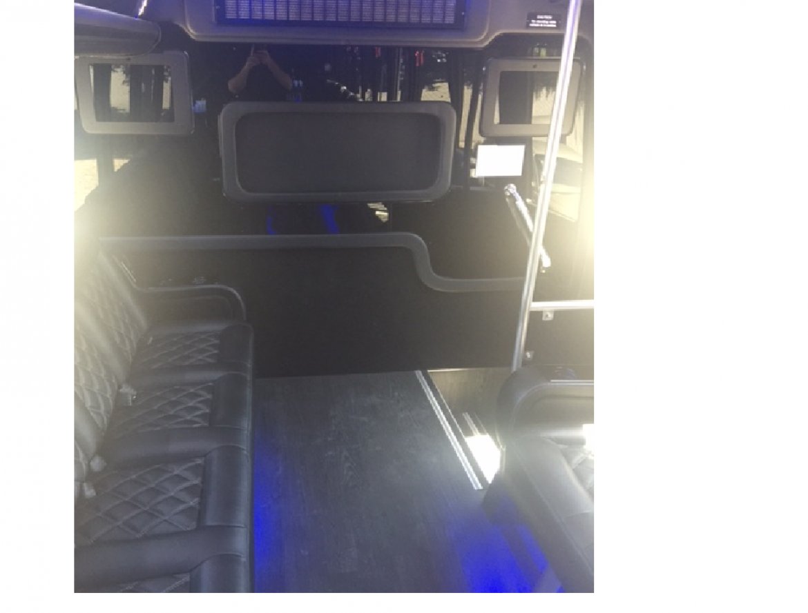 Limo Bus for Sale in Sonoma, CA - Photo 7