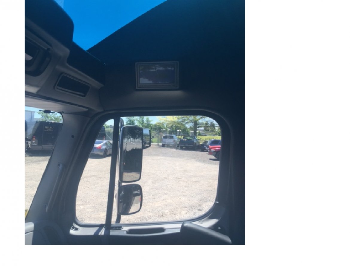 Limo Bus for Sale in Sonoma, CA - Photo 16