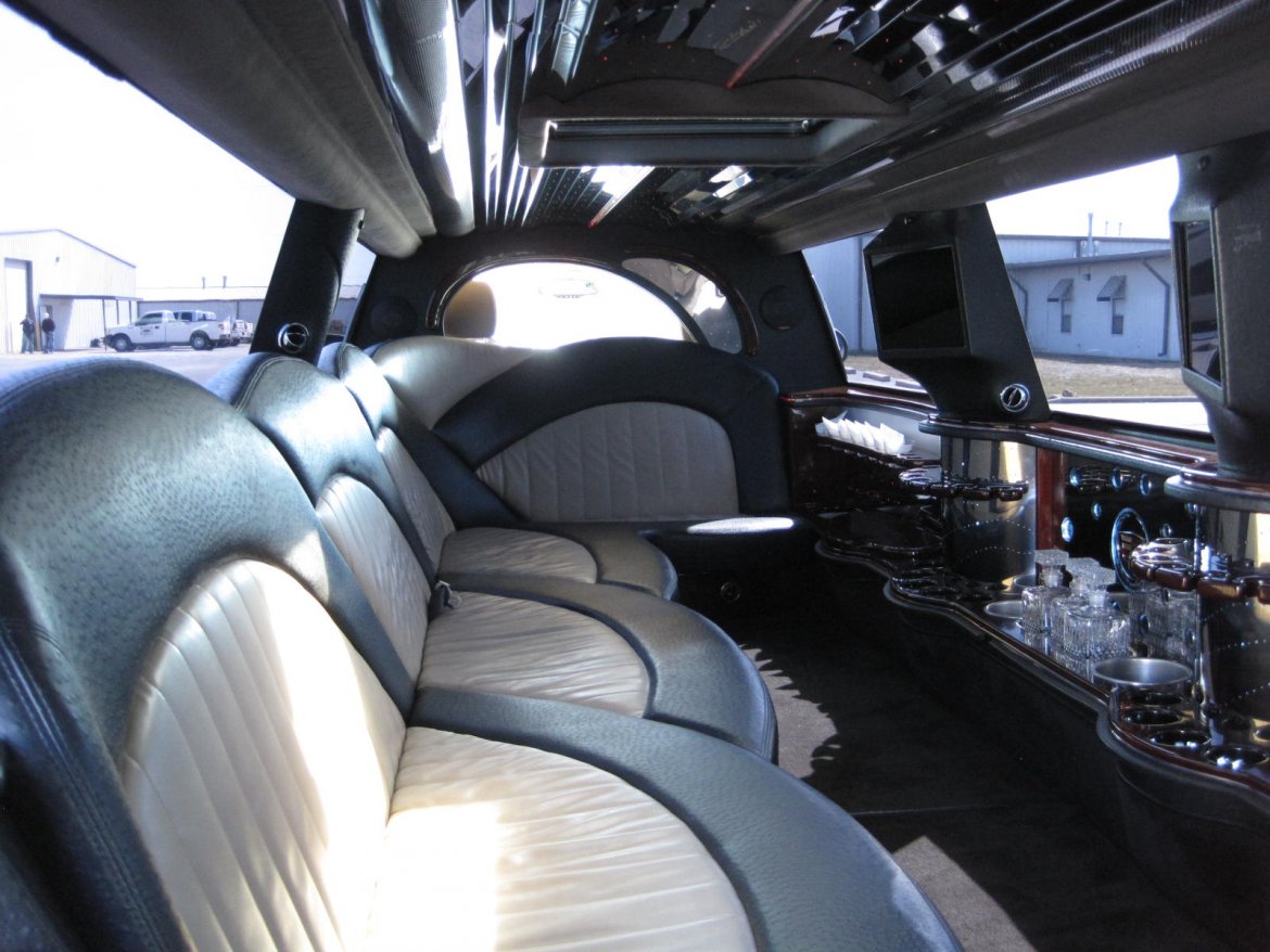SUV Stretch for Sale in Ozark, MO - Photo 17