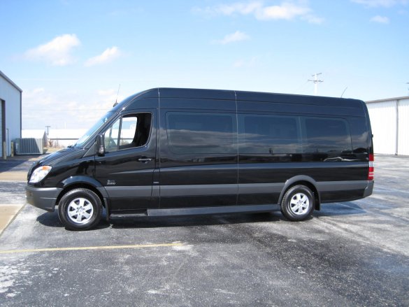 2013 Mercedes-Benz Sprinter 2500 170" High Top Sprinter for Sale in Ozark, MO - Photo 2