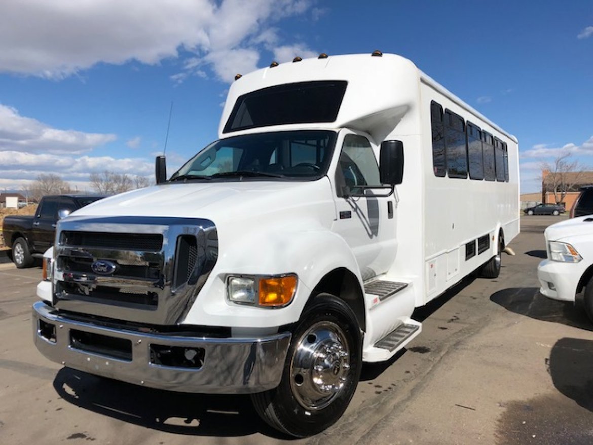 Executive Shuttle for sale: 2013 Ford F650 by Glavel