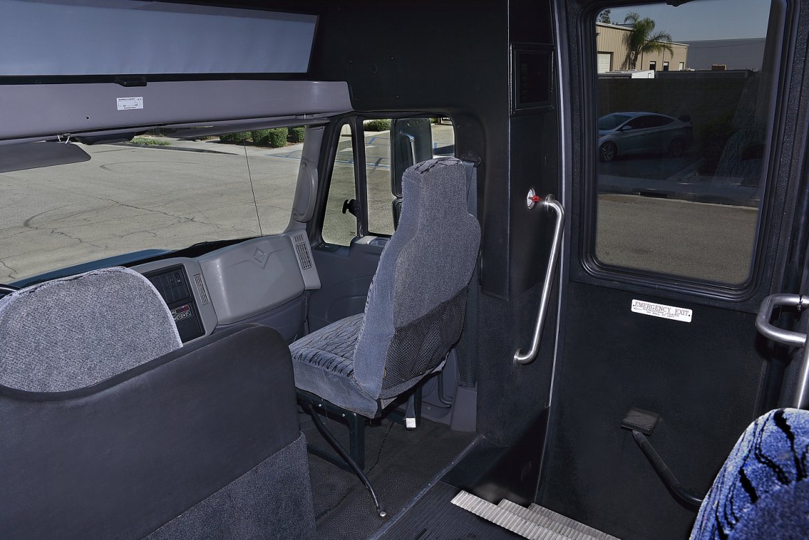 Shuttle Bus for Sale in Fontana, CA - Photo 11