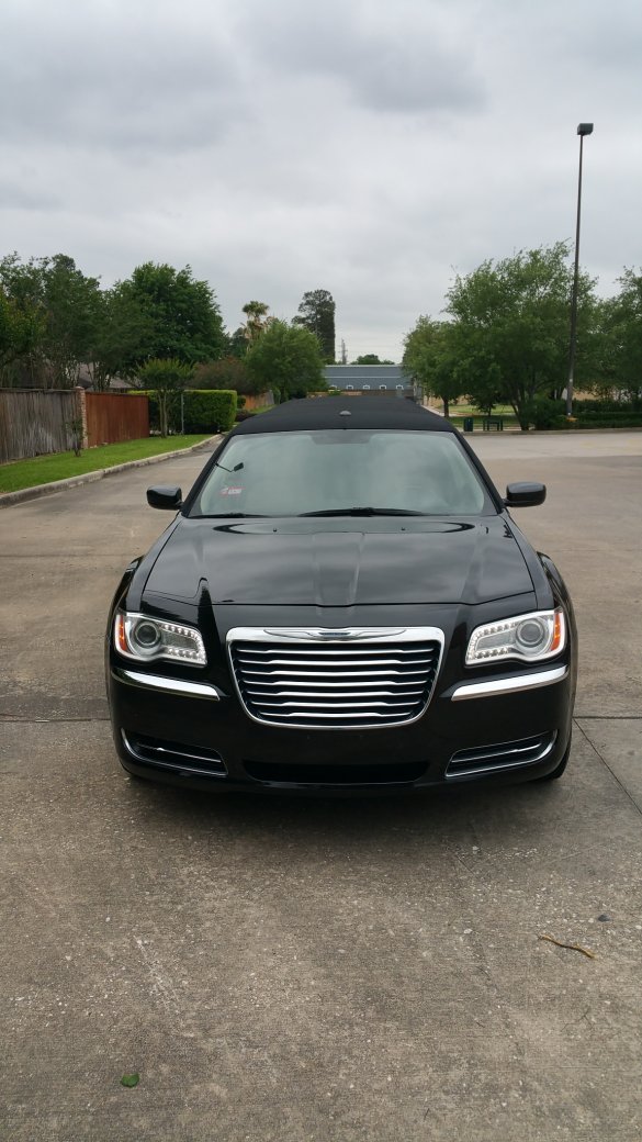 2012 Chrysler 300 Limousine for Sale in Houston, TX - Photo 2