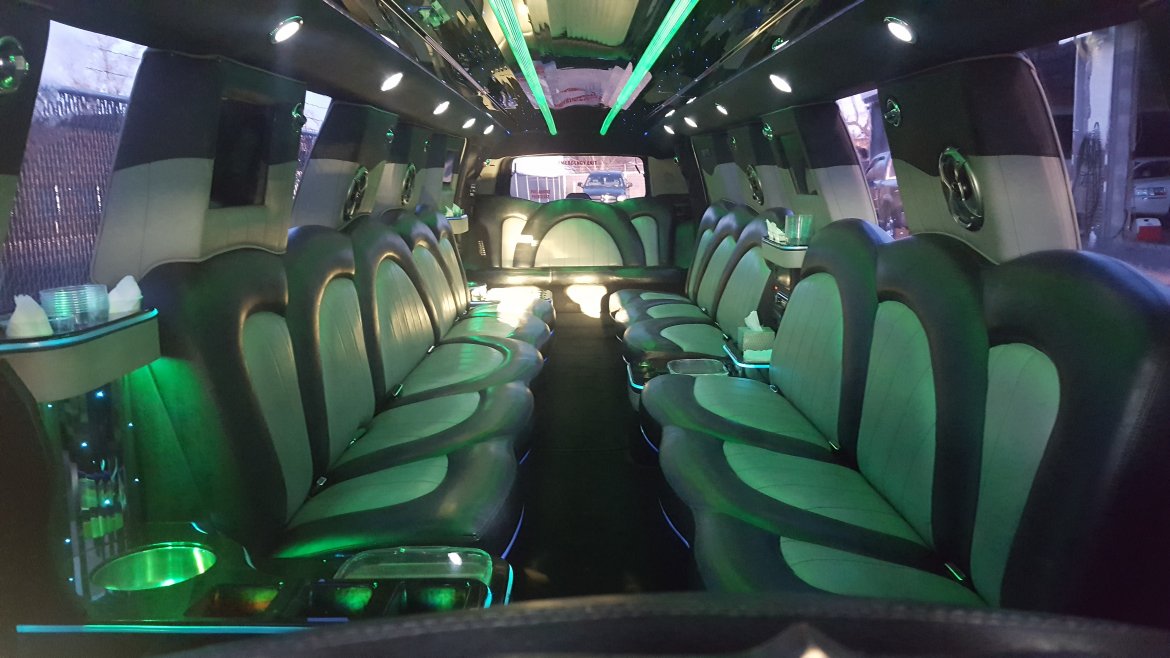 SUV Stretch for Sale in Long Island, NY - Photo 15