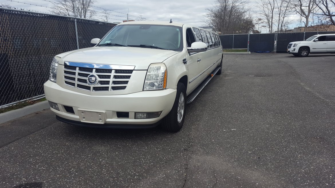 SUV Stretch for Sale in Long Island, NY - Photo 11