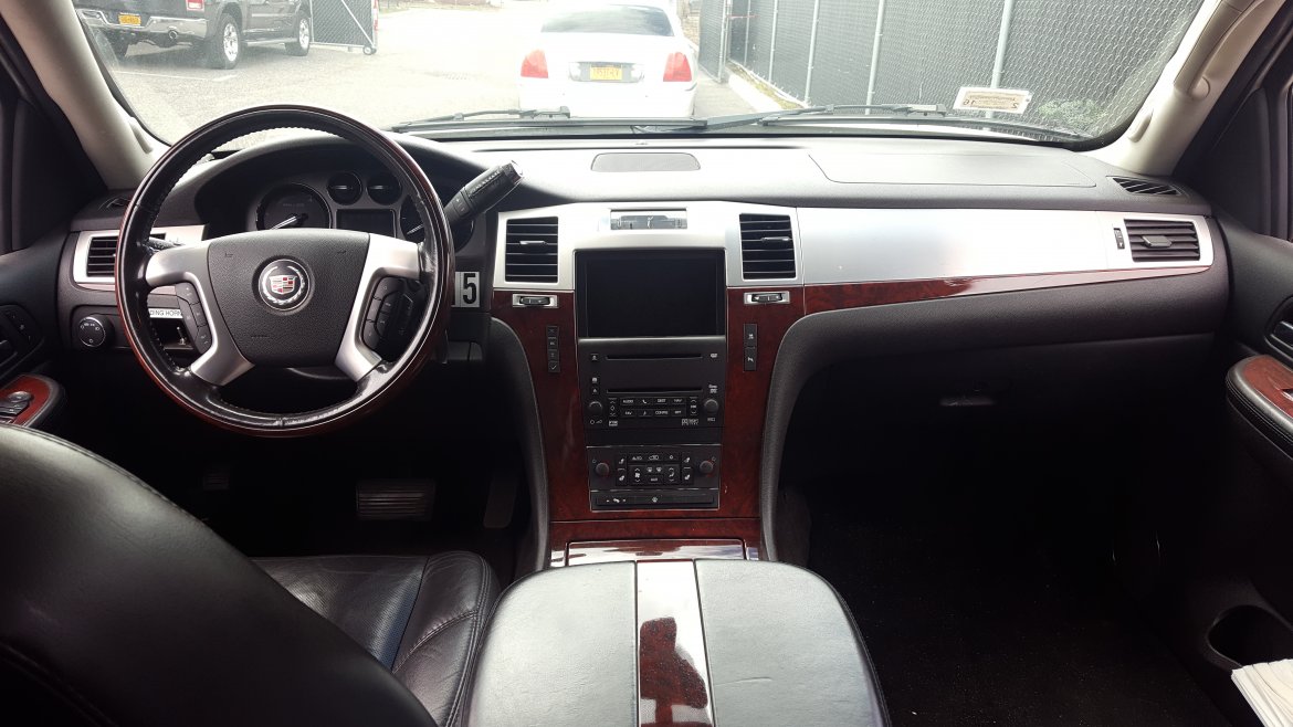 SUV Stretch for Sale in Long Island, NY - Photo 19