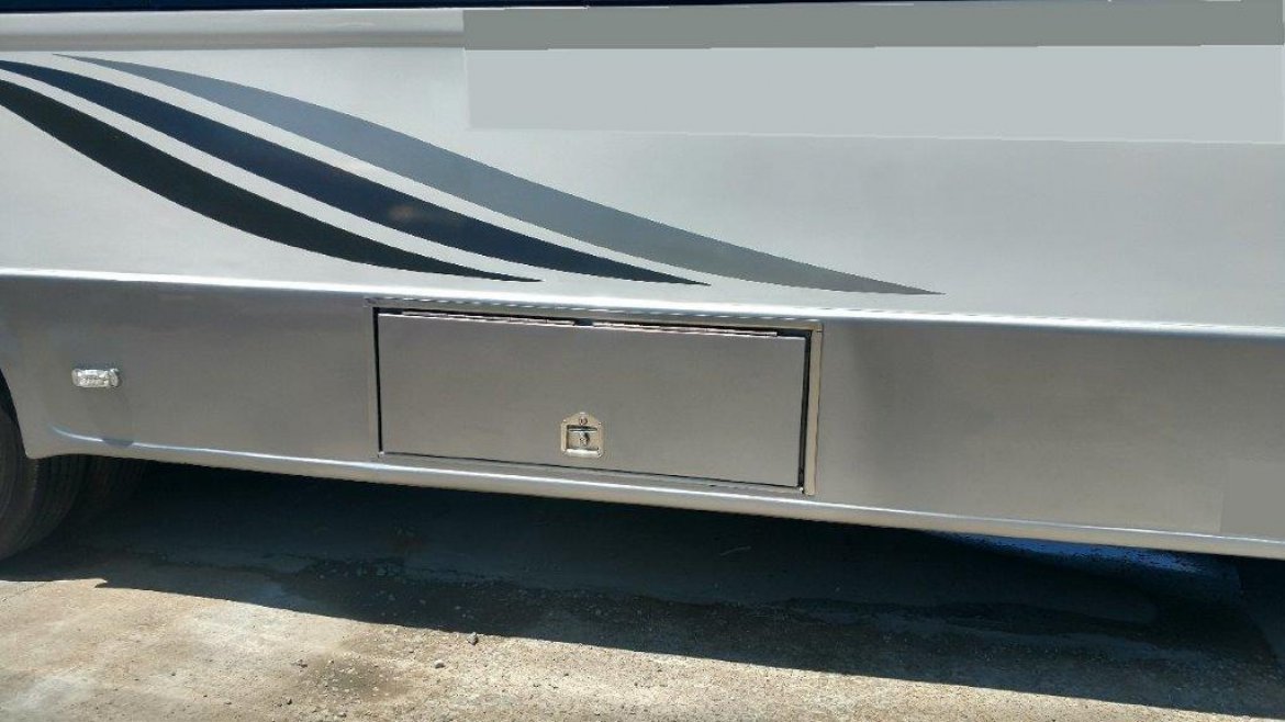 Executive Shuttle for Sale in Lawrenceberg, TN - Photo 5