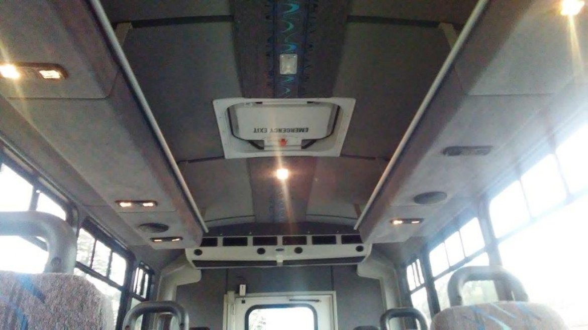 Executive Shuttle for Sale in Riverside, CA - Photo 7