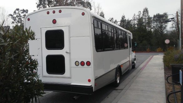 2007 Chevrolet C550 Executive Shuttle for Sale in Riverside, CA - Photo 3