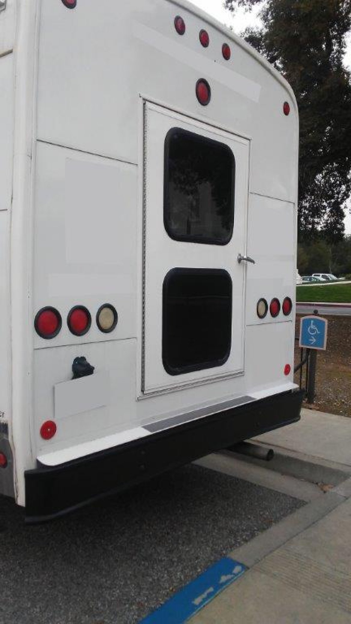 Executive Shuttle for Sale in Riverside, CA - Photo 4