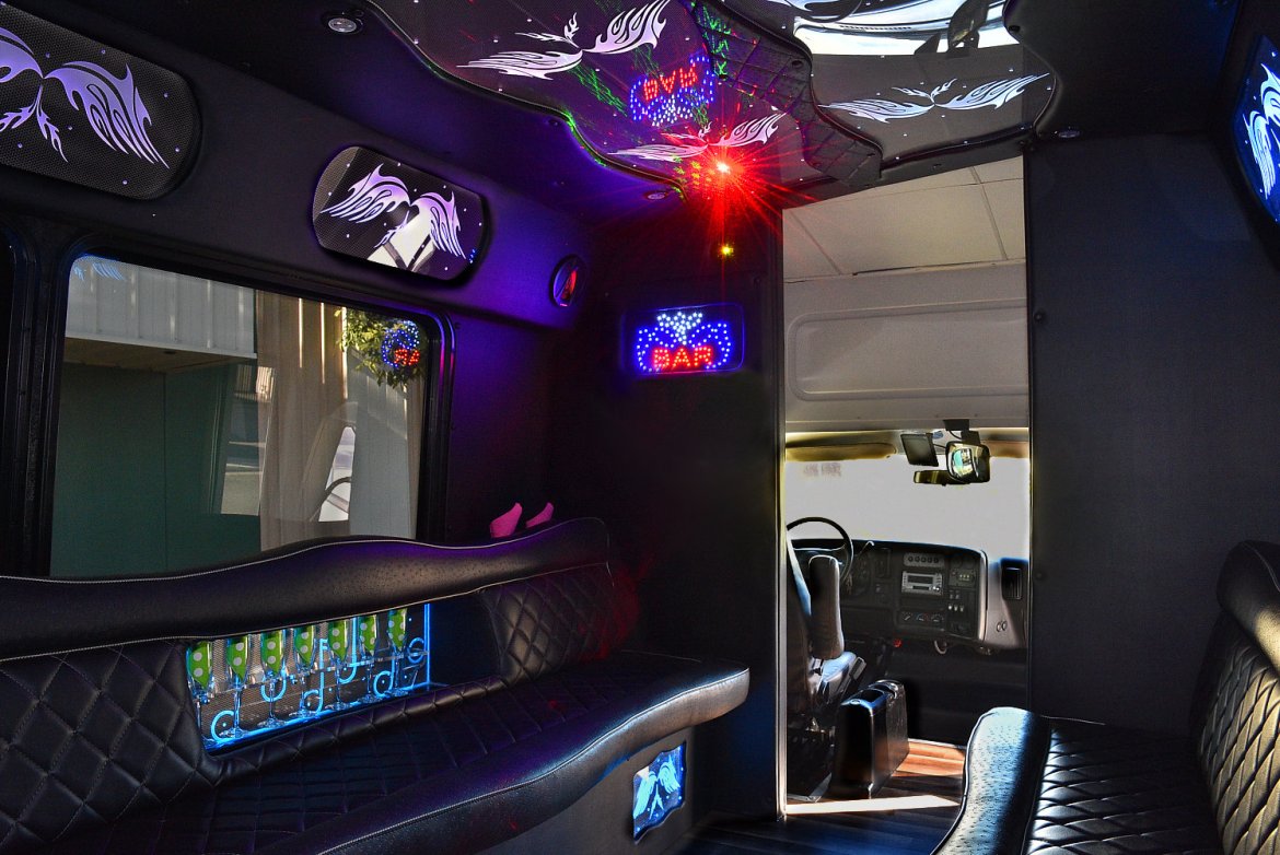 Limo Bus for Sale in Fontana, CA - Photo 13