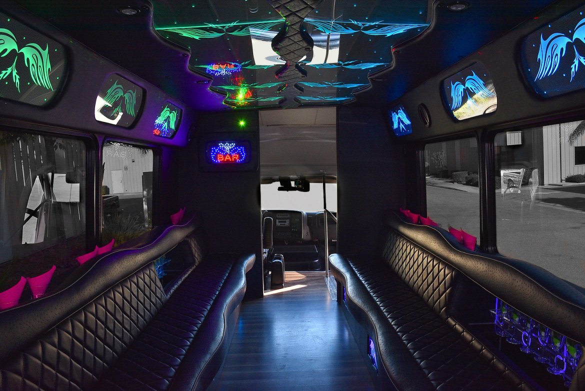 Limo Bus for Sale in Fontana, CA - Photo 14