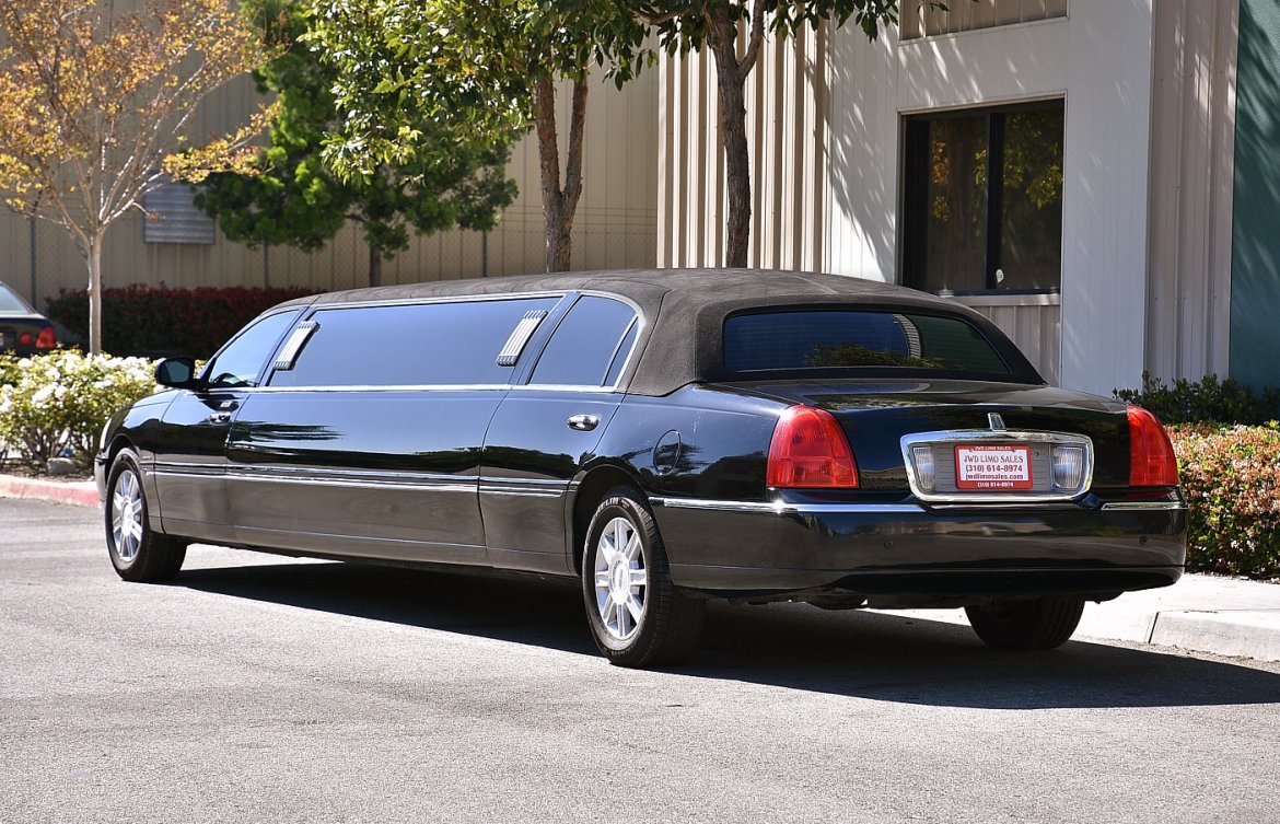 Limousine for Sale in Fontana, CA - Photo 3