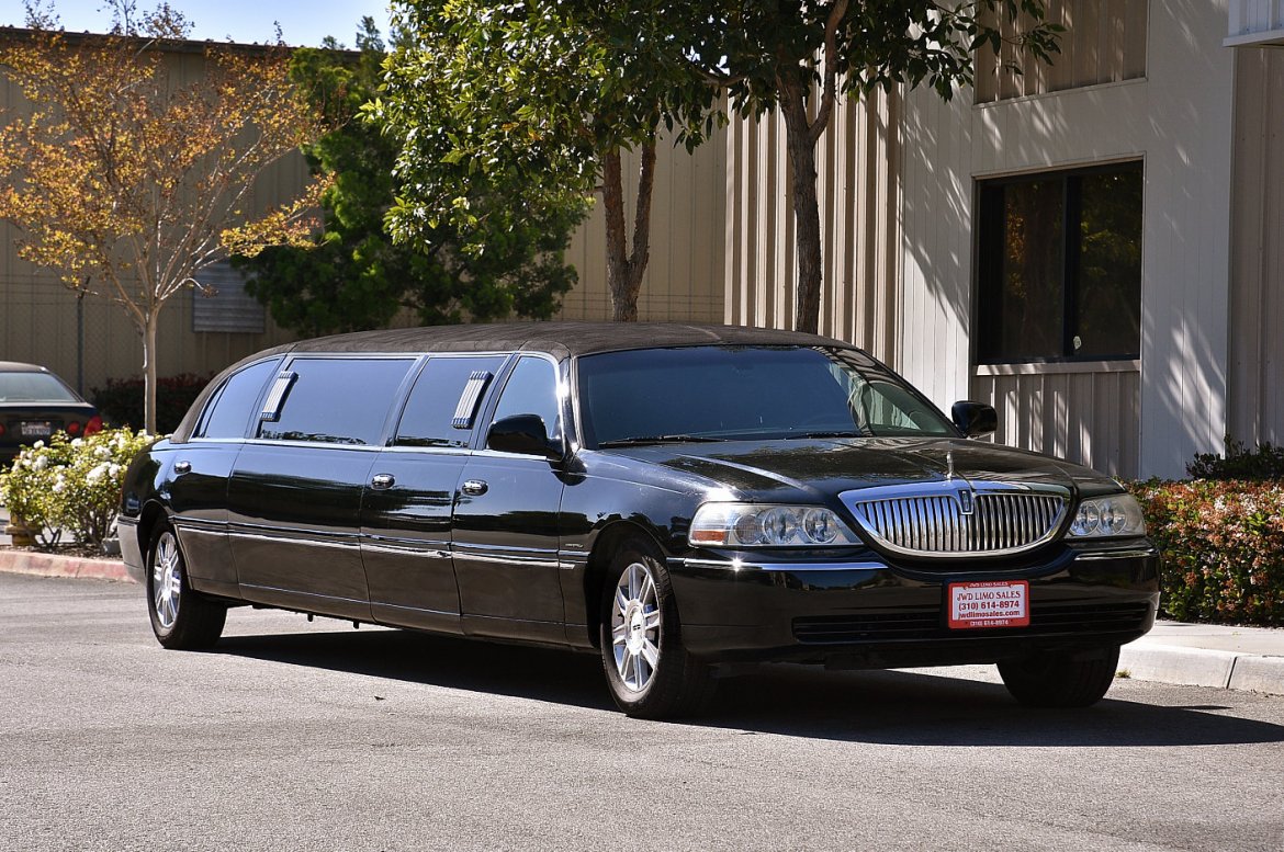 Limousine for Sale in Fontana, CA - Photo 8