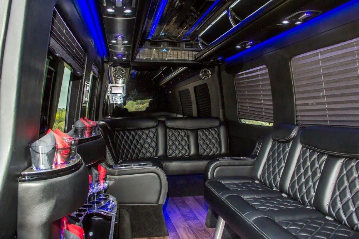 Limo Bus for Sale in Riverside, CA - Photo 4