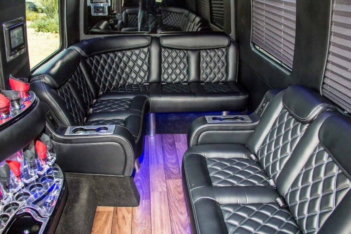 Limo Bus for Sale in Riverside, CA - Photo 7
