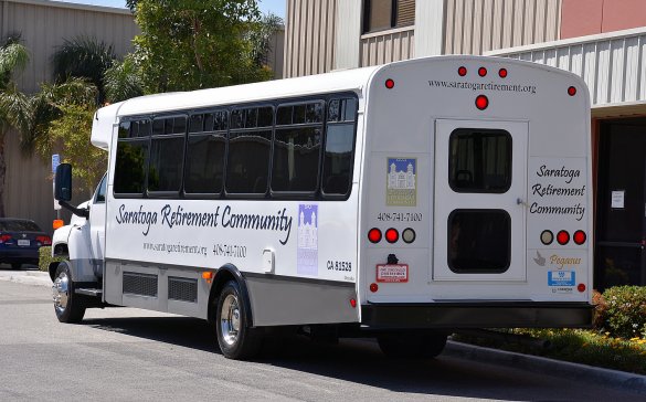 2007 Chevrolet 5500 Shuttle Bus for Sale in Fontana, CA - Photo 3