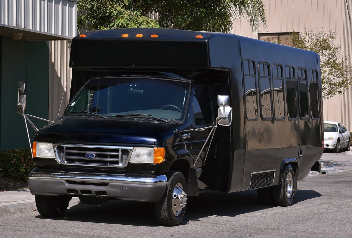 Limo Bus for Sale in Fontana, CA - Photo 3