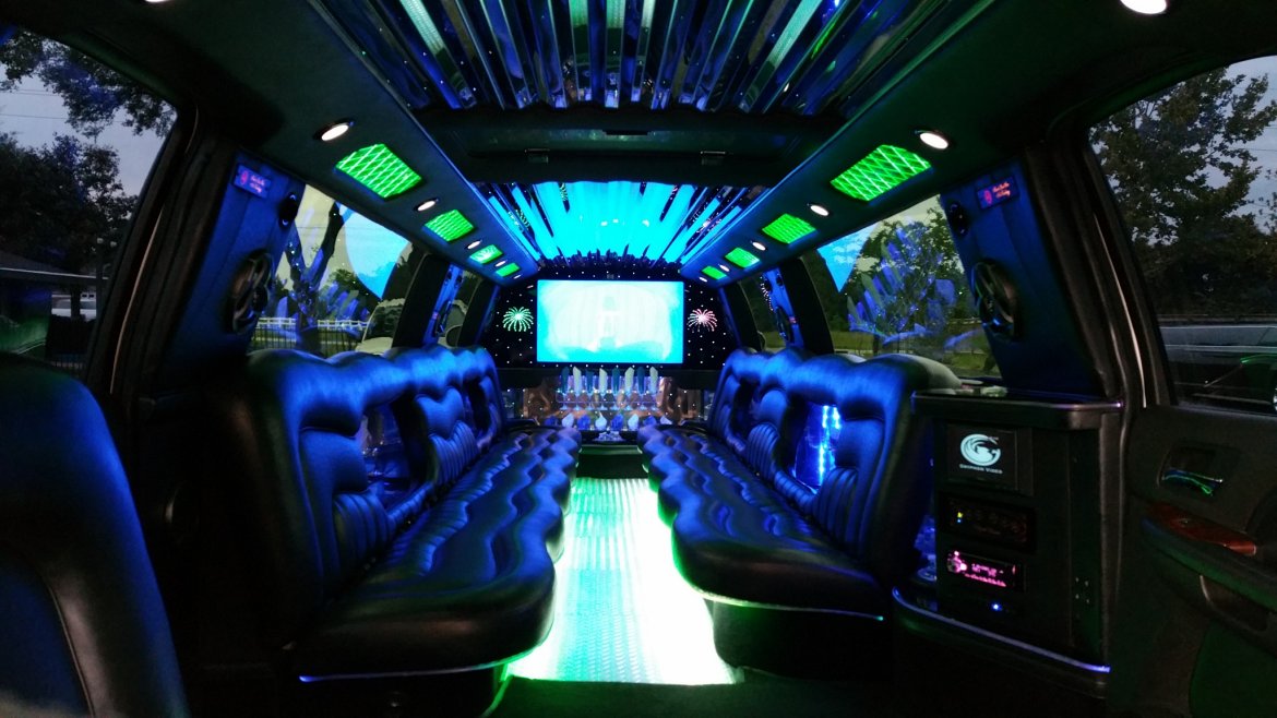 SUV Stretch for Sale in Houston, TX - Photo 17