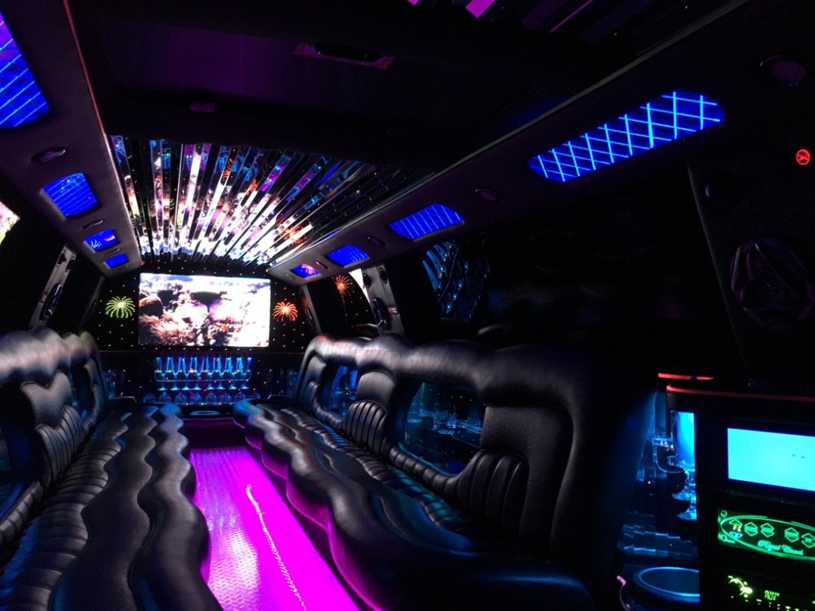 SUV Stretch for Sale in Houston, TX - Photo 20