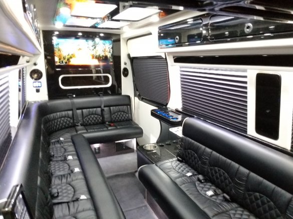 2015 Mercedes-Benz Sprinter 3500 Sprinter for Sale in Oaklyn, NJ - Main Photo