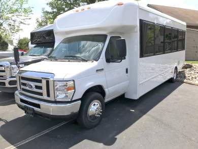 2018 Ford E-450 Shuttle Bus for Sale in Oaklyn, NJ - Photo 2