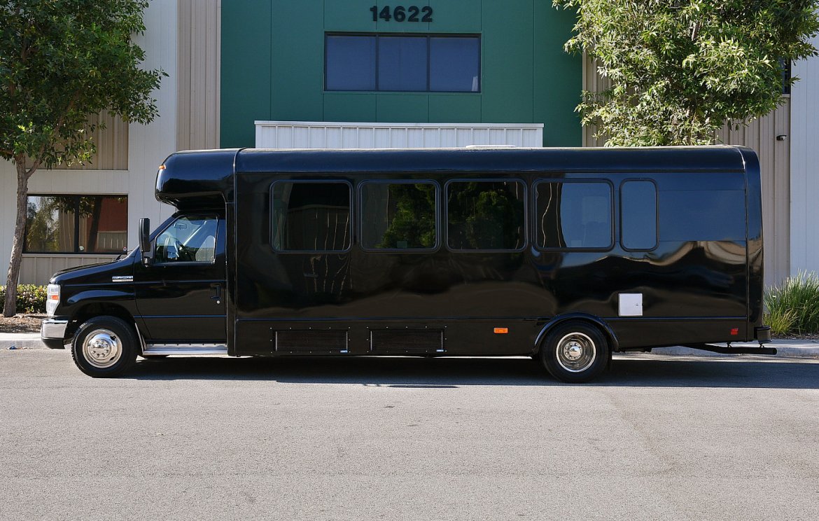 Shuttle Bus for Sale in Fontana, CA - Photo 2
