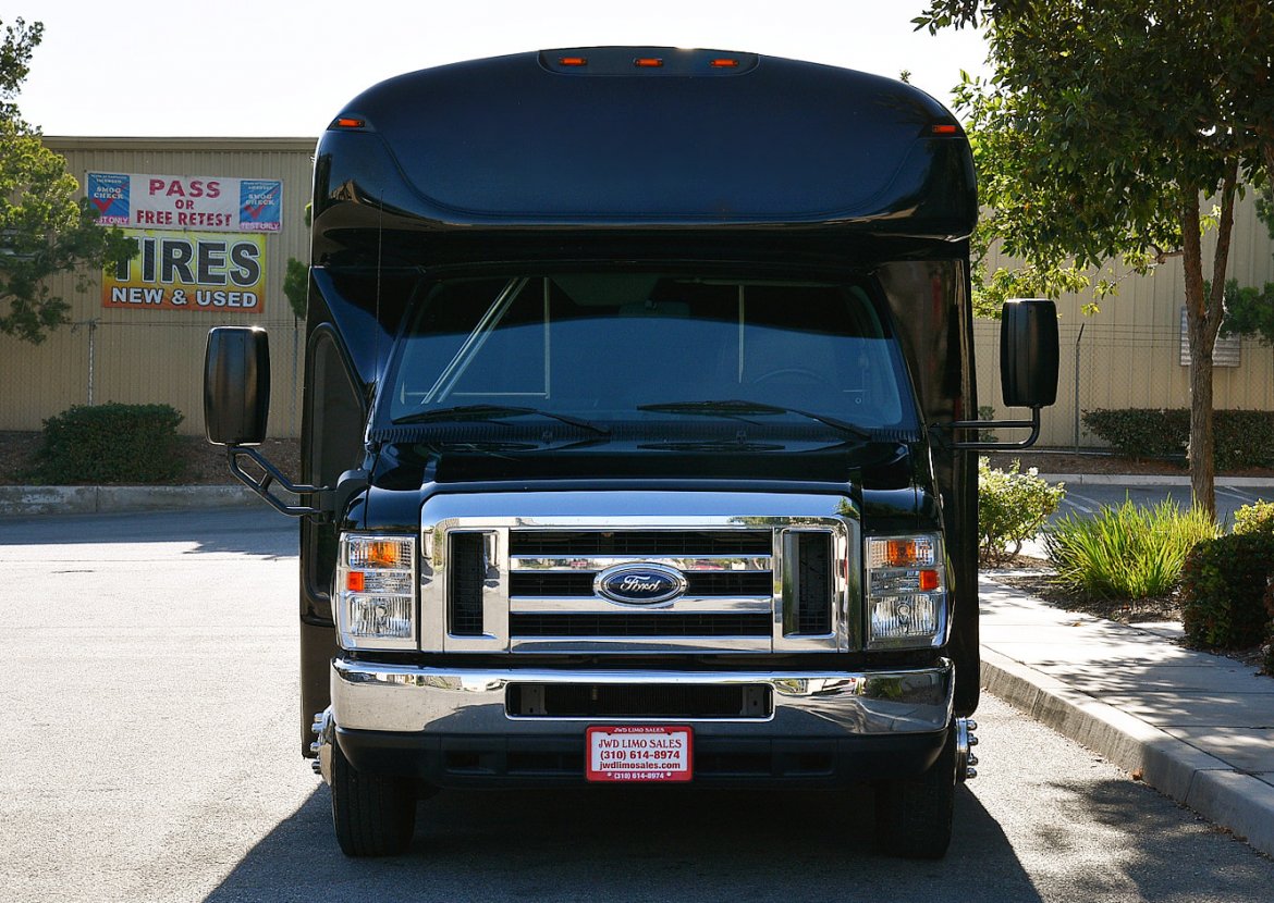Shuttle Bus for Sale in Fontana, CA - Photo 6
