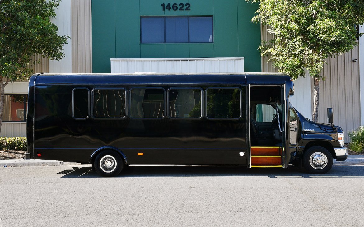Shuttle Bus for Sale in Fontana, CA - Photo 7