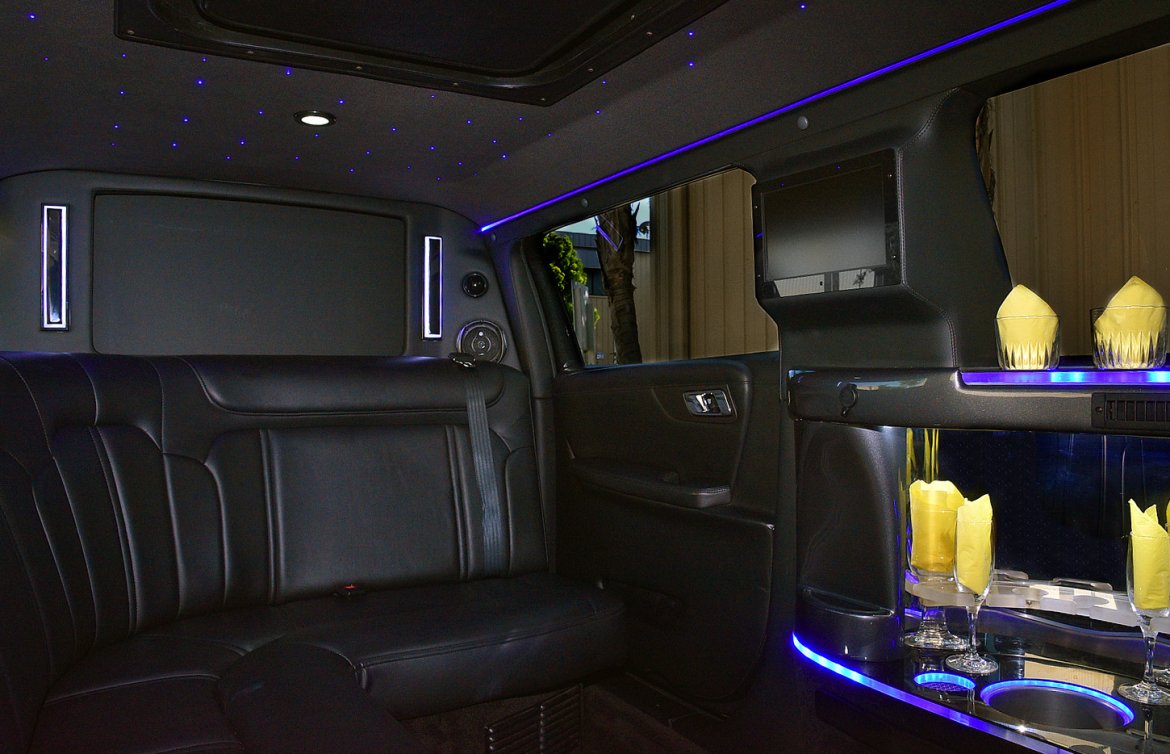 Limousine for Sale in Fontana, CA - Photo 13