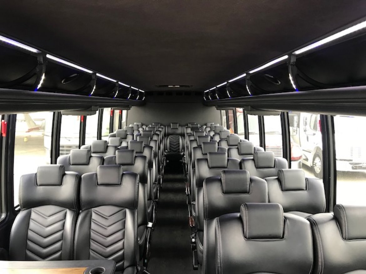 Executive Shuttle for Sale in Riverside, CA - Photo 10