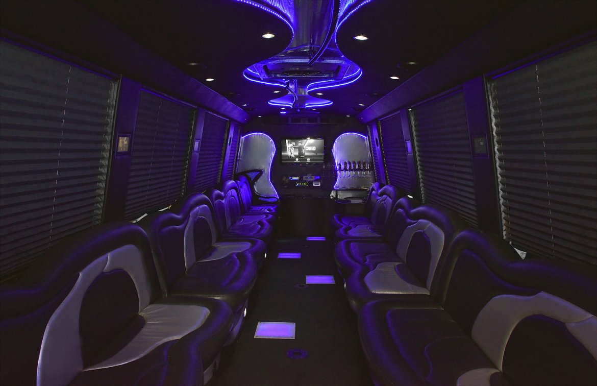 Limo Bus for Sale in Fontana, CA - Photo 12