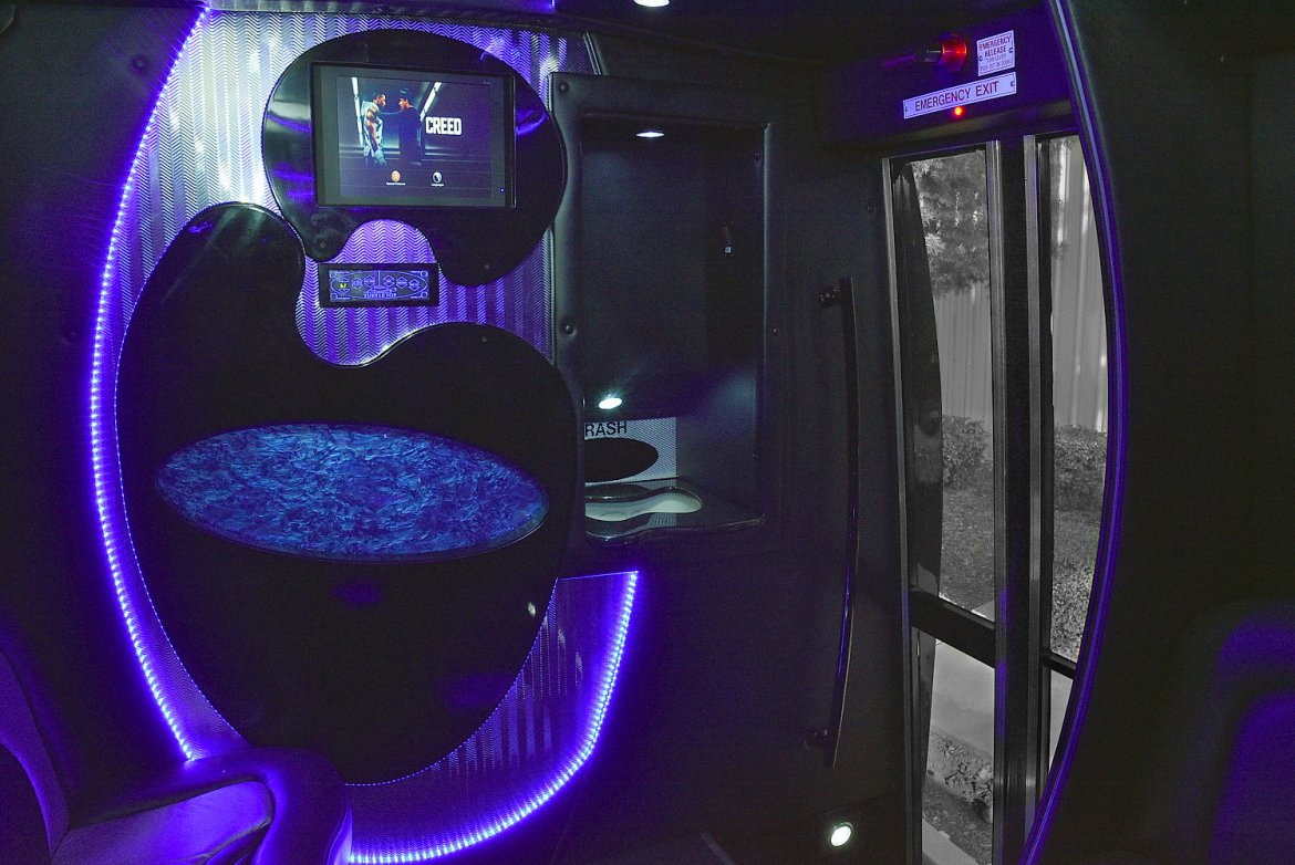 Limo Bus for Sale in Fontana, CA - Photo 13