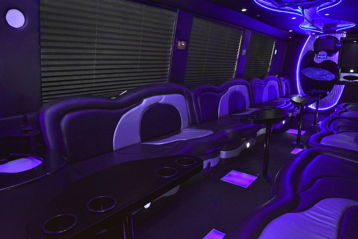 Limo Bus for Sale in Fontana, CA - Photo 14