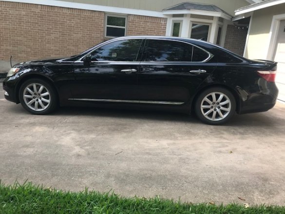 2007 Lexus LS 460 L Sedan for Sale in Austin, TX - Photo 3