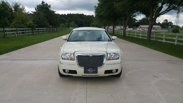 2006 Chrysler 300 Limousine for Sale in Houston, TX - Photo 2