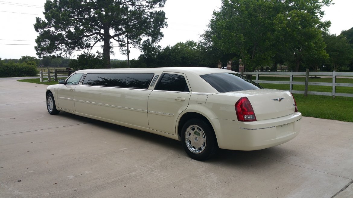 Limousine for Sale in Houston, TX - Photo 8