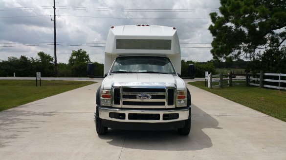 2010 Ford F550 Limo Bus for Sale in Houston, TX - Photo 2